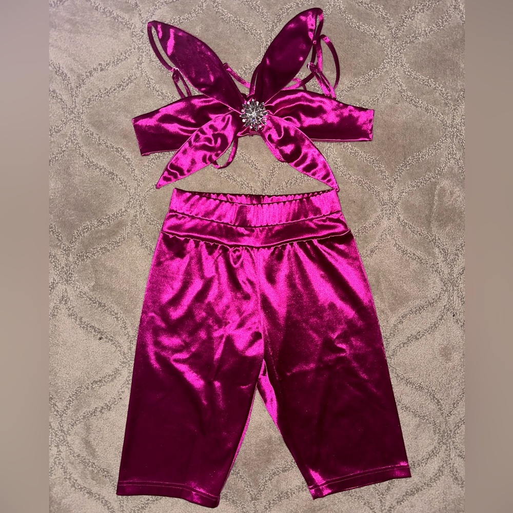 Flower Shape Tie Up Top Knee Length Shorts Matching Sets